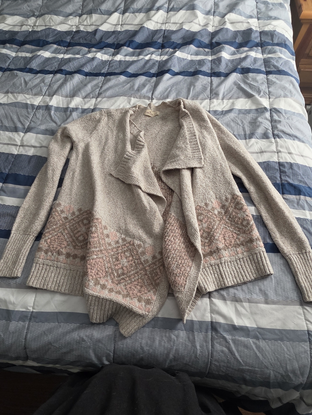 Hollister Beige Open-Front Cardigan with Pink Pattern